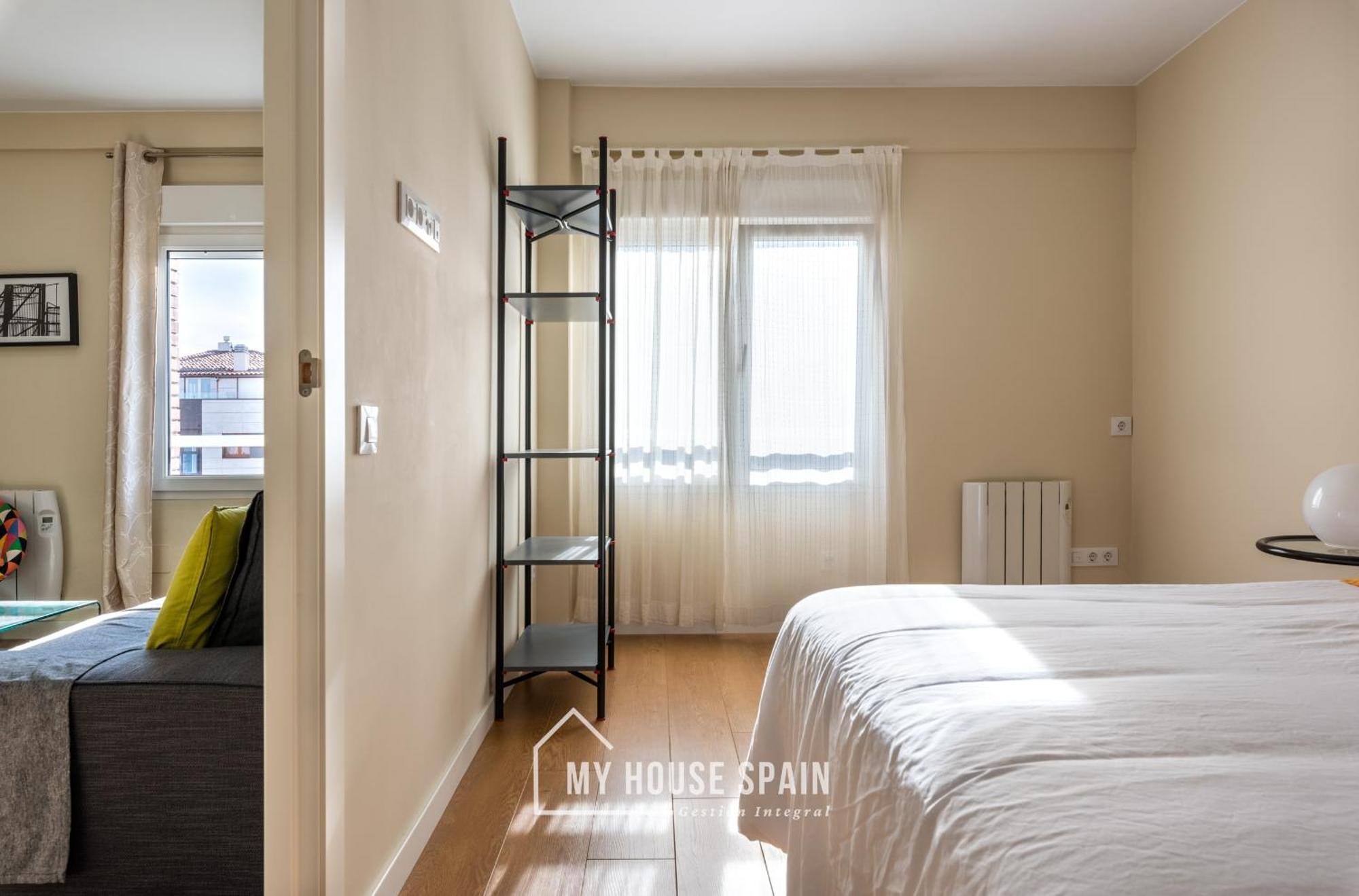 Myhousespain - Radiante Piso Junto A La Playa Gijón Exteriör bild